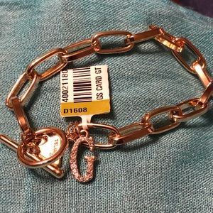 GUESS TOGGLE BRACELET